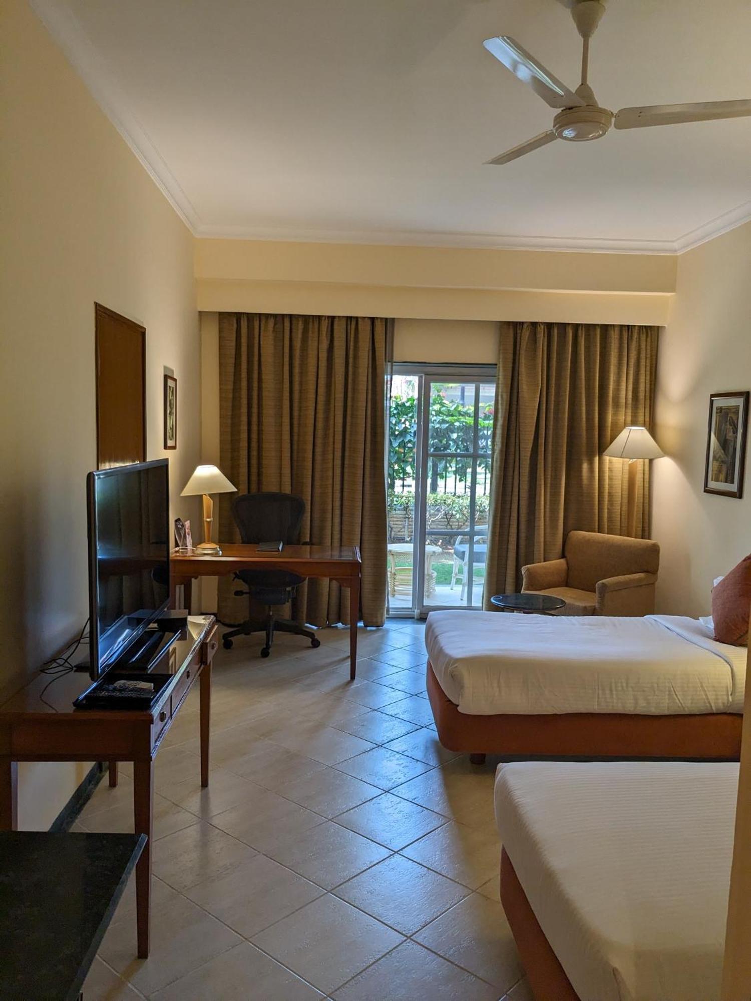 העיר בנגלור Palm Meadows Resort מראה חיצוני תמונה