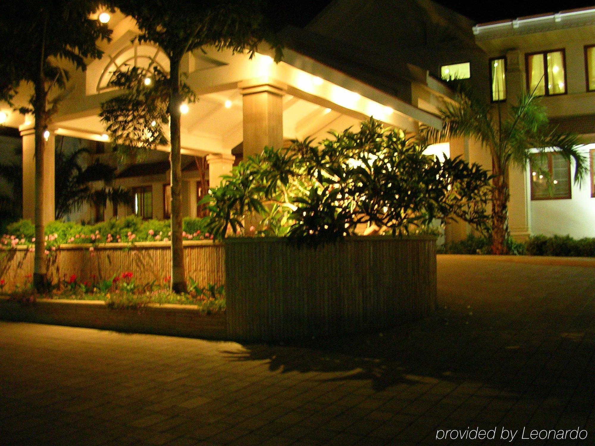 העיר בנגלור Palm Meadows Resort מראה חיצוני תמונה